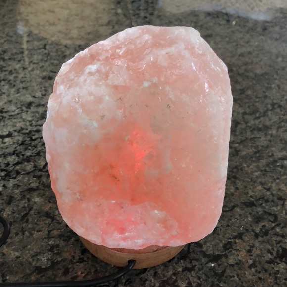 Color-Changing Himalayan Salt Lamp - Picture 6 of 10